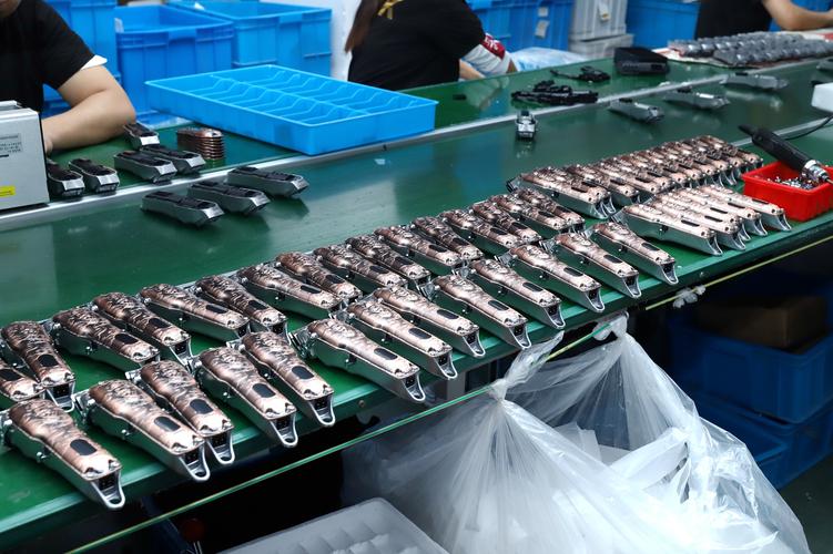 广州战天美发用具